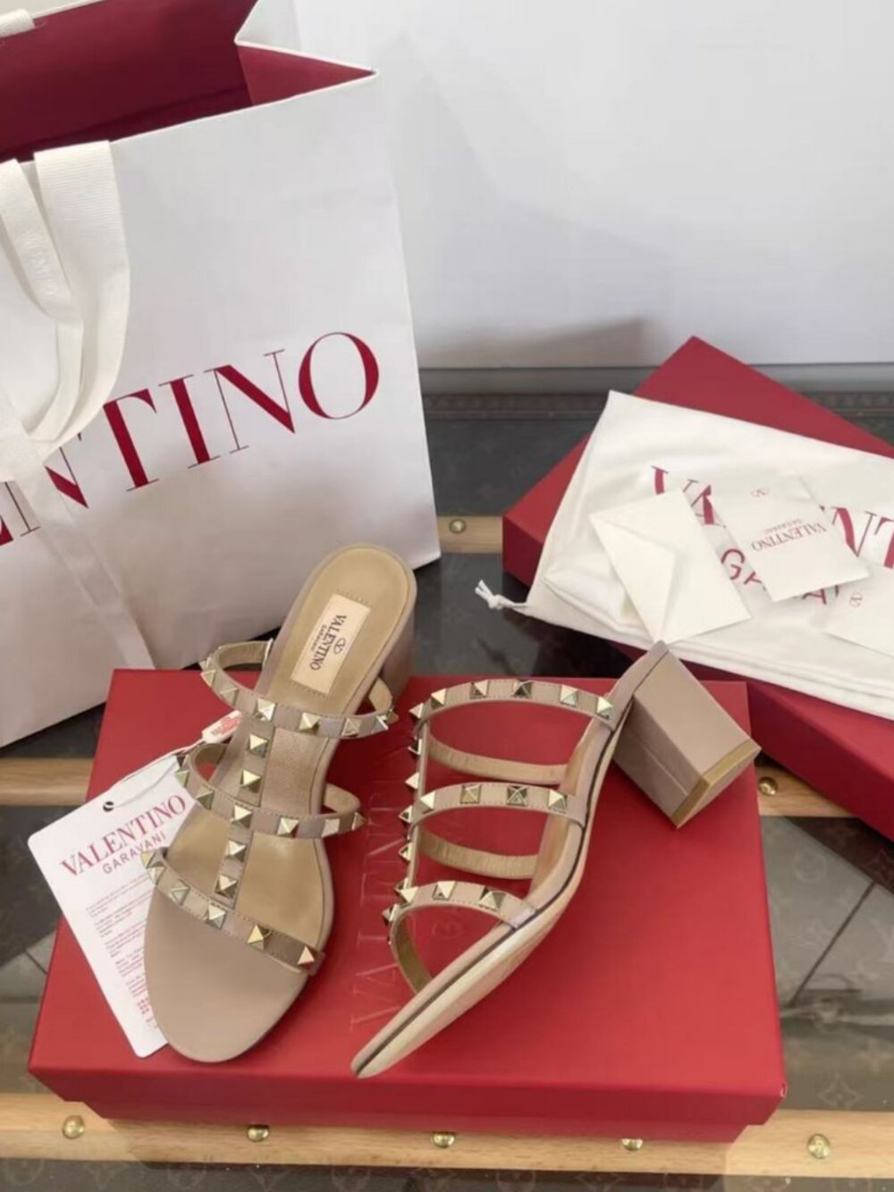 Valentino Garavani Rockstud Leather Slip-On Heel Sandals - Picture 6 of 9